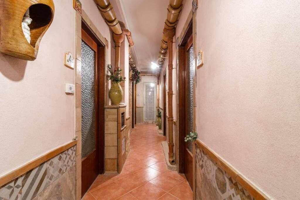 Casa Della Giara Parcheggio Supermercato A 200M Giarre Bagian luar foto