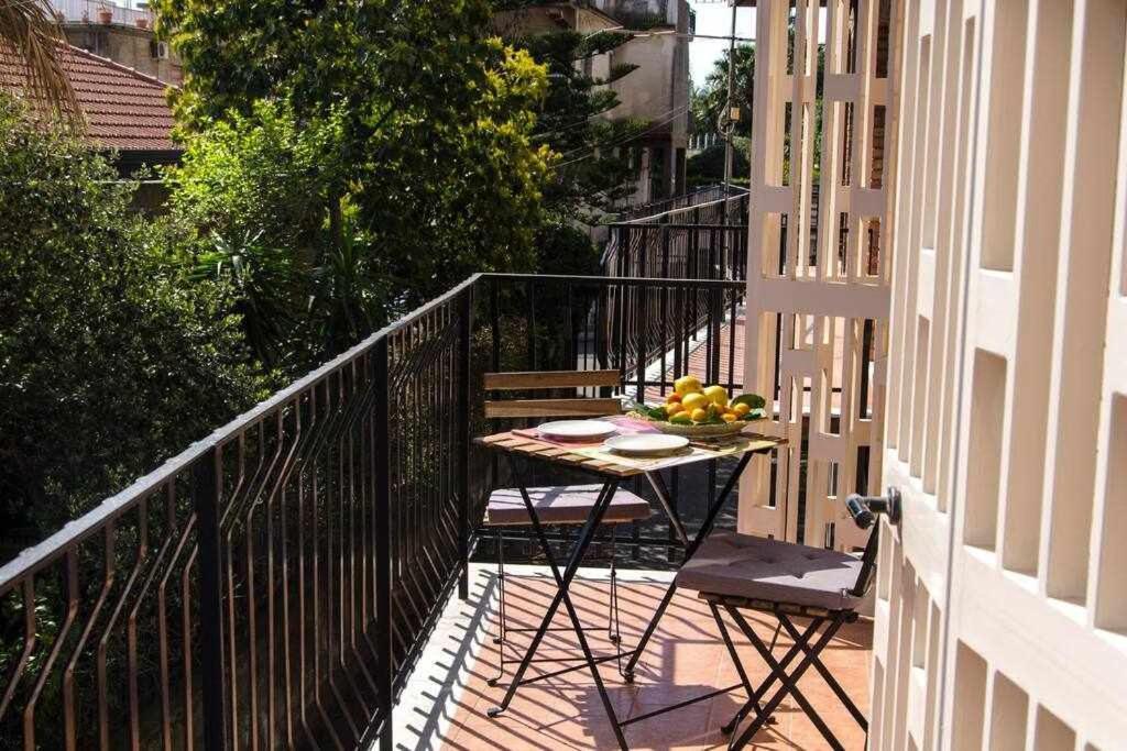 Casa Della Giara Parcheggio Supermercato A 200M Giarre Bagian luar foto